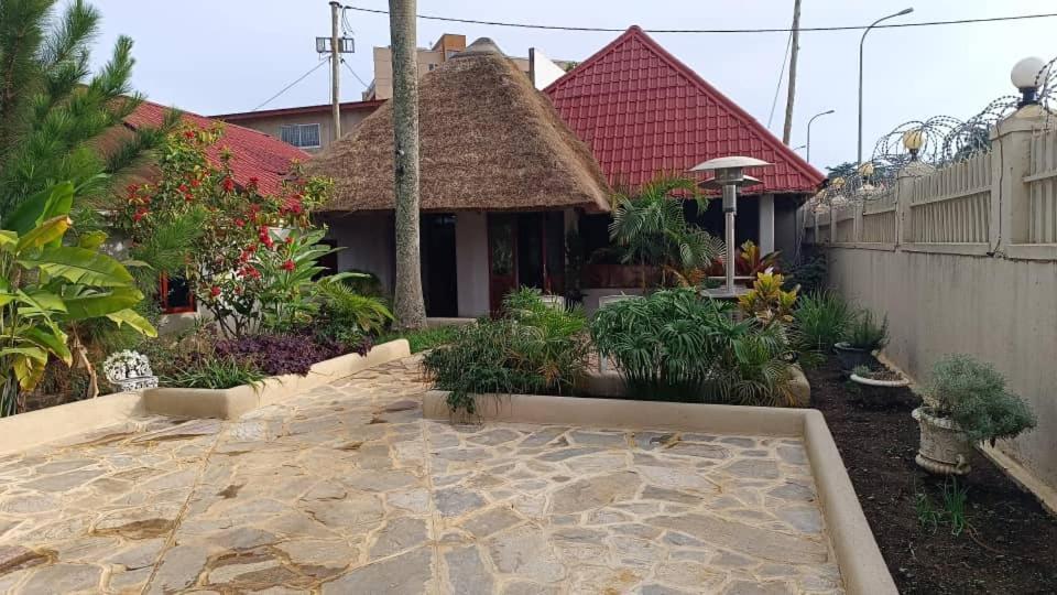Mia Safari Lodge And Restaurant Entebbe Exteriér fotografie